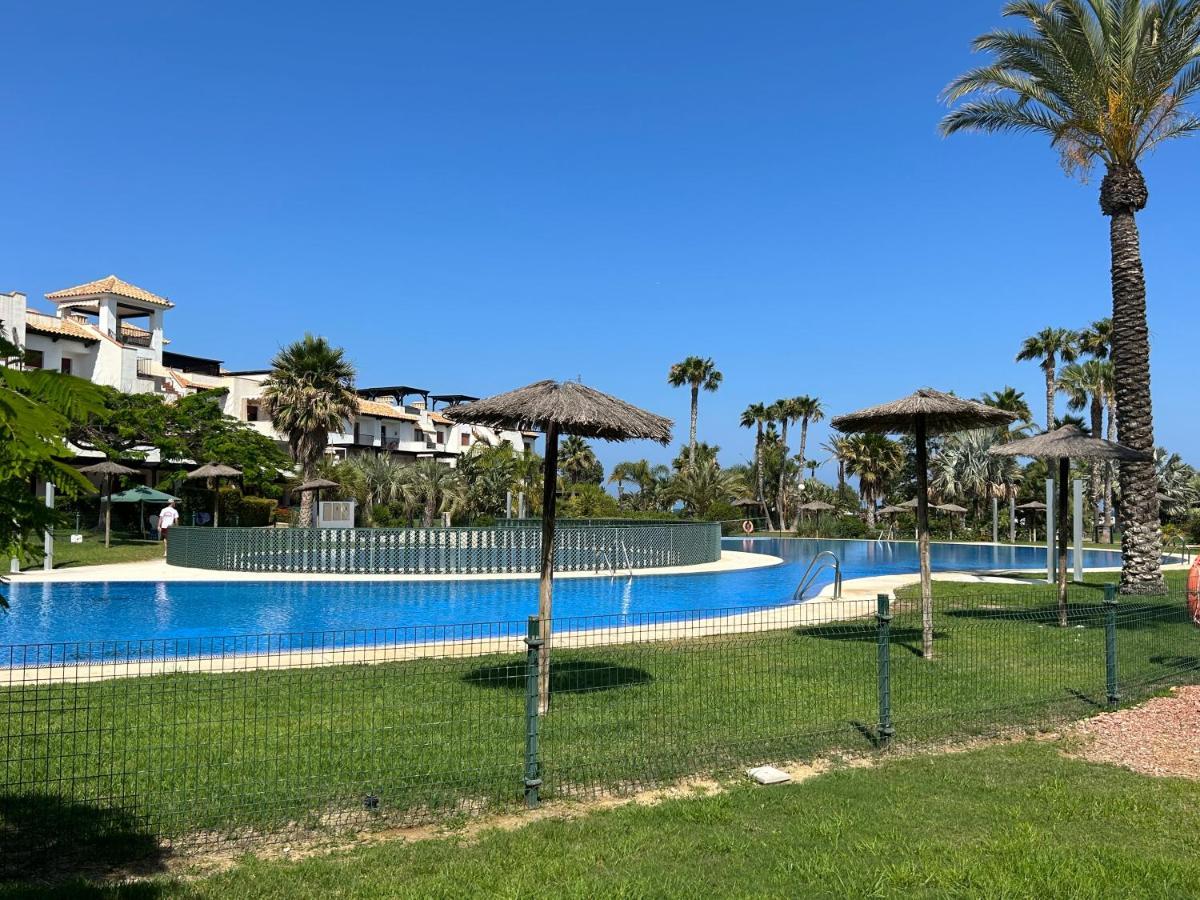 Atico Junto Al Mar,Acceso Directo A La Playa,Jardines De Nuevo Vera,Wifi מראה חיצוני תמונה