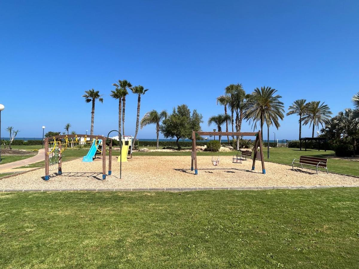 Atico Junto Al Mar,Acceso Directo A La Playa,Jardines De Nuevo Vera,Wifi מראה חיצוני תמונה